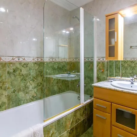 3 Bedroom Gorgeous In Торрев'єха